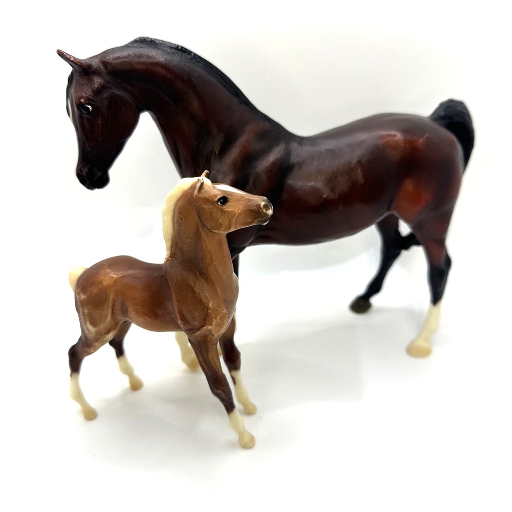 2007 Retired Breyer Classics Lets Visit Baby Horses Mare Foal Set 720034
